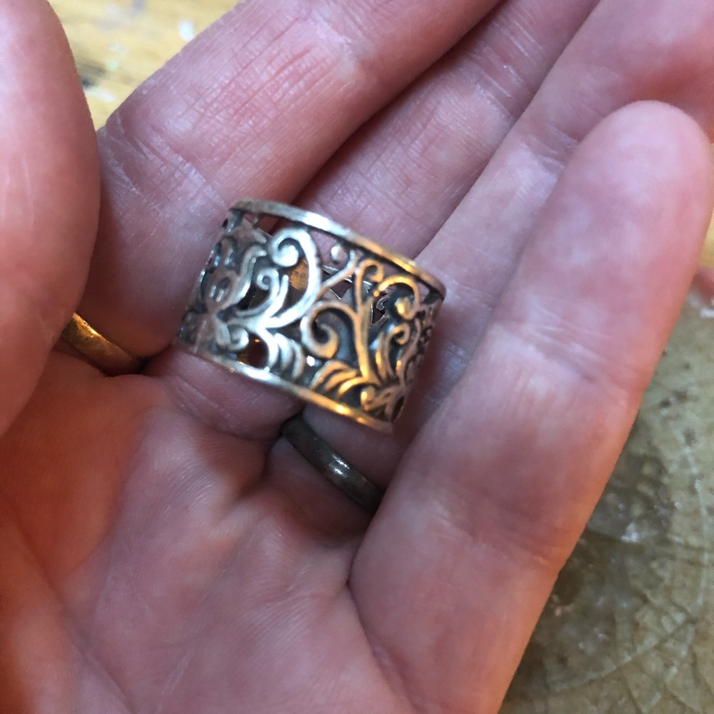 Silver filigree ring